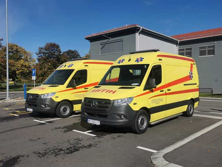 Vinkovačkoj hitnoj medicinskoj pomoći predana nova vozila