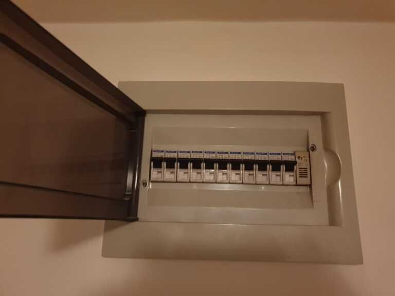 ILOK: Provalio u kuću i krao električnu energiju