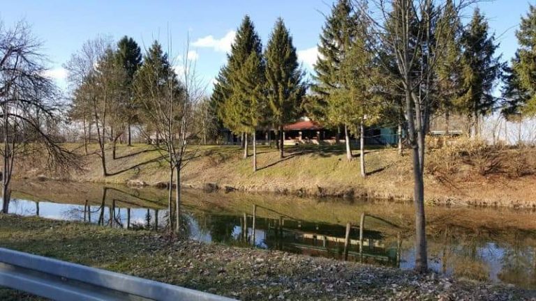 U šumi s lovcima bilo je 131 dijete iz šest područnih objekata Dječjih vrtića u Vinkovcima