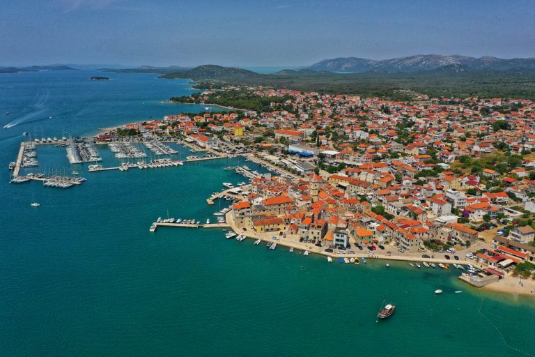 Vrući vikend: Subota sunčana s visokim temperaturama, nedjelja će biti još i toplija