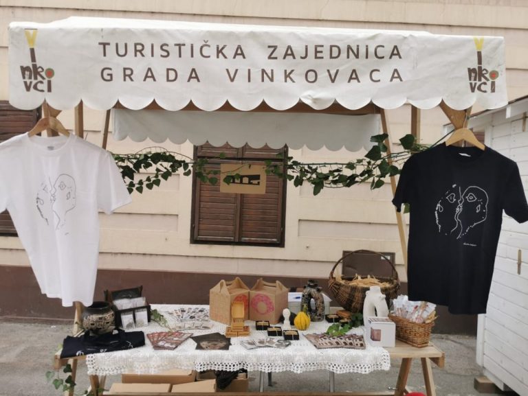U raznolikoj ponudi na 56. Jesenima i atraktivni suveniri Gradskog muzeja Vinkovci