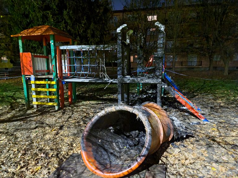 Policija otkrila izazivača požara dječjeg igrališta u Vinkovcima
