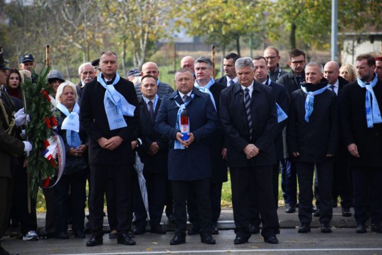 Tužna 30. obljetnica pada vukovarske četvrti Lužac