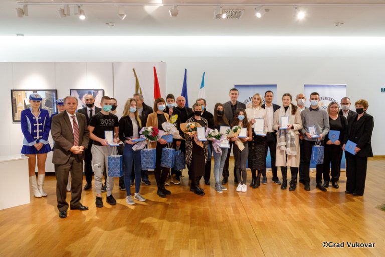 Vukovar: Najboljim sportašima uz dar i sportska oprema u protuvrijednosti 2.000 kuna