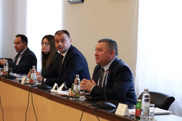 Župan Dekanić održao radni sastanak sa delegacijom Kantona Središnja Bosna