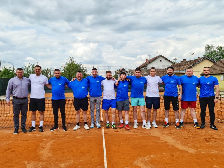 U ST. Mikanovcima održano prvo kolo “TENIS CUPA” pobijedio domaćin, Mariu Tigeru Ezgeti pripala titula najboljeg igrača