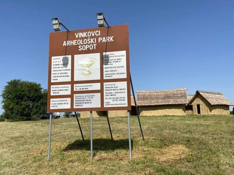 Obnovljene replike sopotskih kućica u Arheološkom parku Sopot