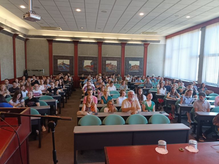 Župan Damir Dekanić uručio nagrade i priznanja učenicima i metorima