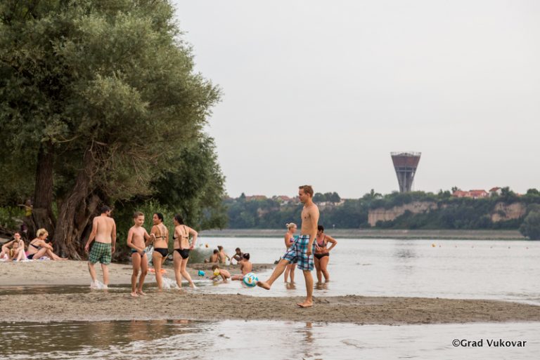Od subote započinje organizirani prijevoz na vukovarsku adu