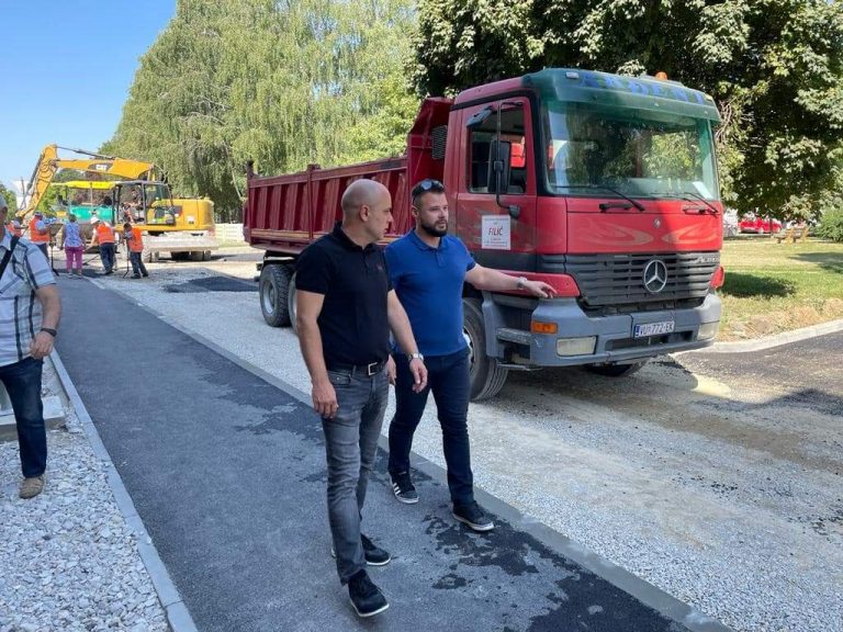 Bit će to jedna od najljepših ulica, gradonačelnik Bosančić obišao završne radove Ulice A.B.Šimića