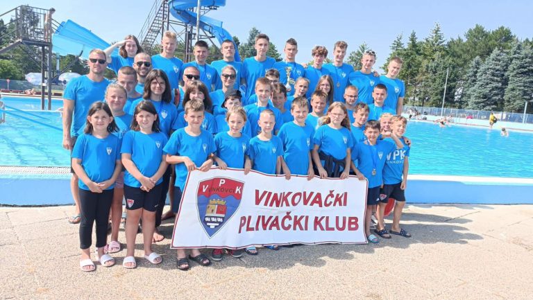 Dan otvorenih vrata Vinkovačkog plivačkog kluba na bazenima Lenije