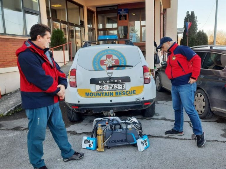 Vukovarsko-srijemska županija nabavila kompresor vrijedan 56 tisuća kuna za HGSS