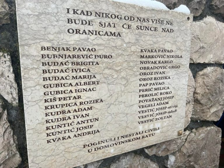 U Marincima odana počast ubijenim civilima u Domovinskom ratu