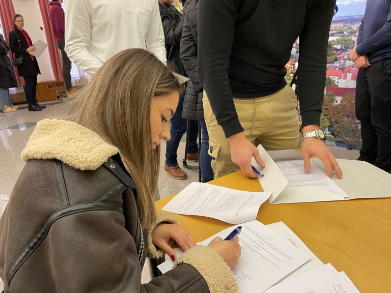 VINKOVCI U TOP ŠEST HRVATSKIH GRADOVA PO IZDVAJANJIMA ZA STIPENDIJE