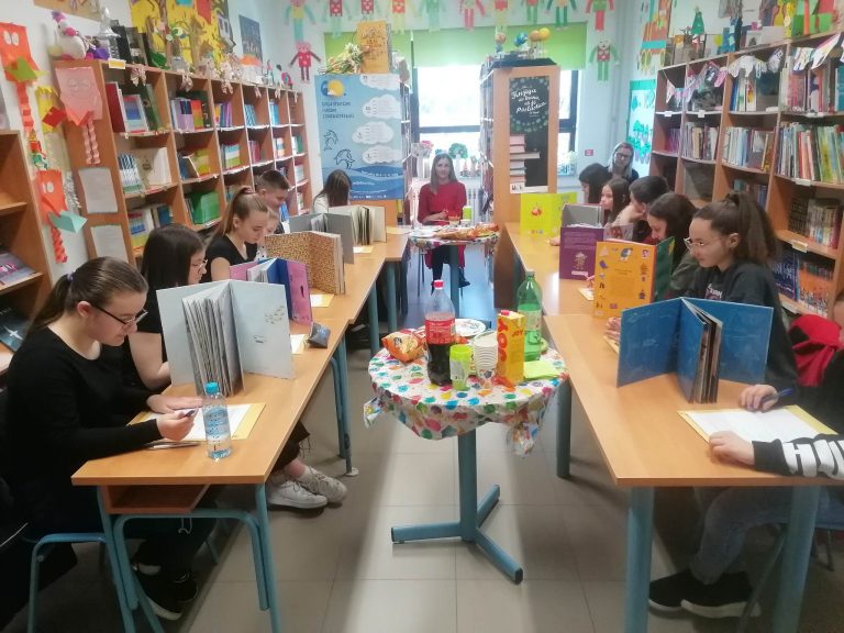 <strong>Županijsko natjecanje iz znanja i kreativnosti “Čitanjem do zvijezda” održano u OŠ „Antun i Stjepan Radić“ Gunja</strong>
