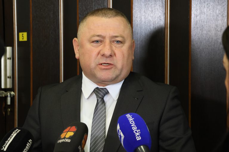 Podignuta optužnica protiv župana Vukovarsko-srijemske županije i još pet okrivljenika
