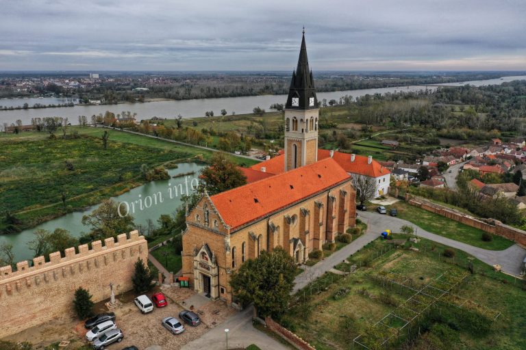 Svetom misom u crkvi sv. Ivana Kapistrana u Iloku započeo je svečani program obilježavanja Dana VSŽ