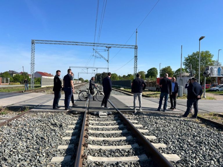 Završetak pješačkog prijelaza preko pruge na Slaviji do početka školske godine