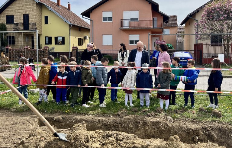 U novu pedagošku godinu s više upisane djece i boljim uvjetima odgojiteljicama