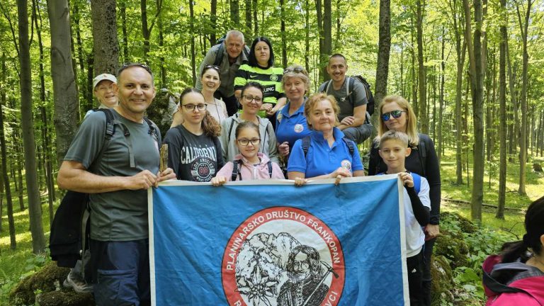 Frankopani u obilasku Jankovačkog planinarskog puta na Papuku