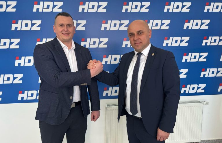Danas predstavljen kandidat HDZ-a Pavo Lucić za gradonačelnika Županje