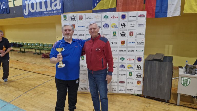 Trener svih trenera slavio u Valpovu – Željko Županić iz STK Cibalia prvak u kategoriji 60+ u jakoj međunarodnoj konkurenciji
