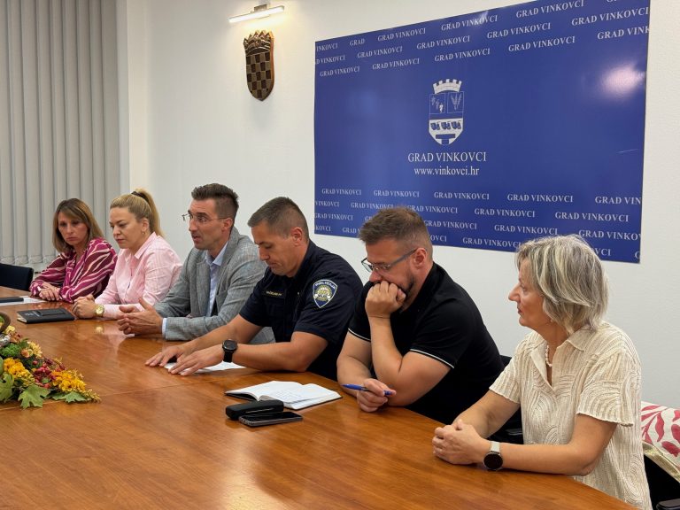 Vijeće za prevenciju Grada Vinkovaca-Video nadzorom i edukacijom protiv uništavanja igrališta i divljanja u prometu