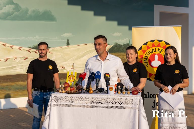 Uz tradicionalne Novinarske divane predstavljen program 60. Vinkovačkih jeseni