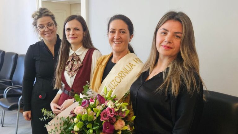 U Palači Srijem prijem za Iločanku Aleksandru Zajac, Najuzorniju hrvatsku seosku ženu 2025.