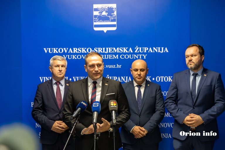 Ministar Vlajčić održao radni sastanak u Vinkovcima, ASK je pod kontrolom, svinjokolje nisu ugrožene