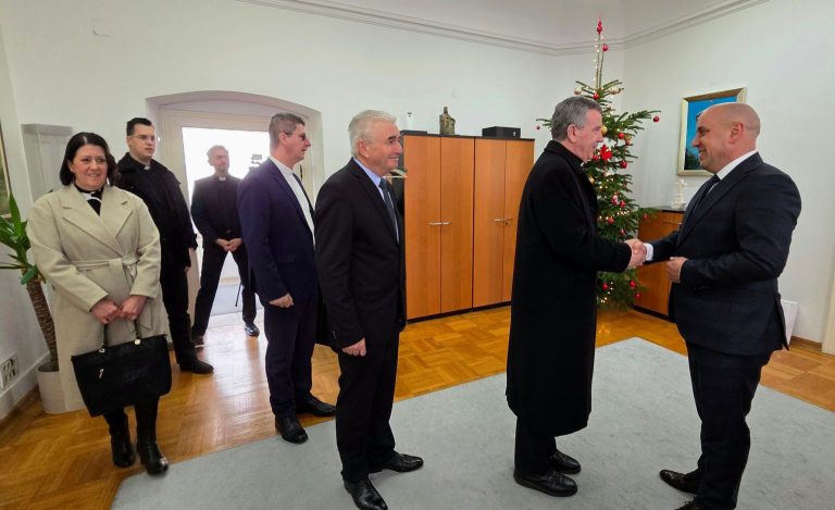 Župan Bosančić i nadbiskup Vukšić razgovarali o suradnji i podršci Hrvatima u BiH