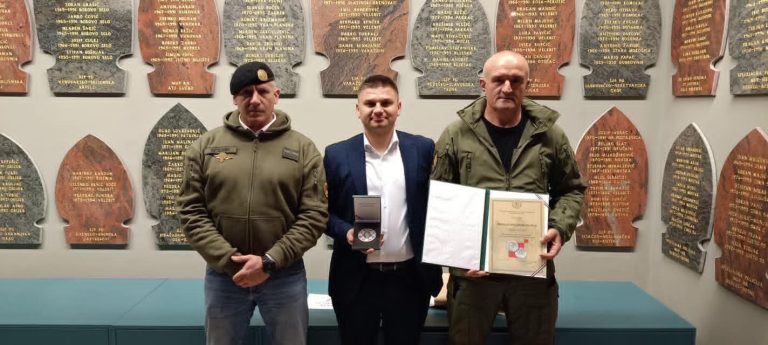 Općini Cerna dodijeljena medalja specijalne policije