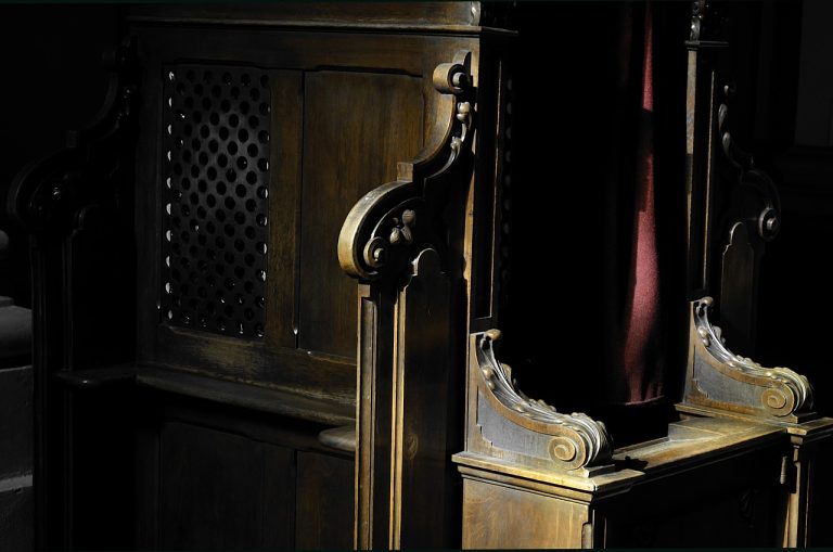 Donosimo raspored Božićnih ispovijedi u župama za Vinkovce