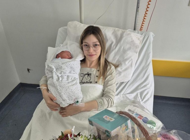 Dobro nam došao, Toma! Prvo novorođenče u vukovarskom rodilištu mali Tordinčanin