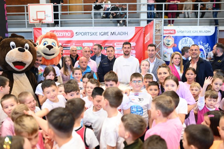 Telemach Dan sporta u Vinkovcima u znaku Dana ružičastih majica