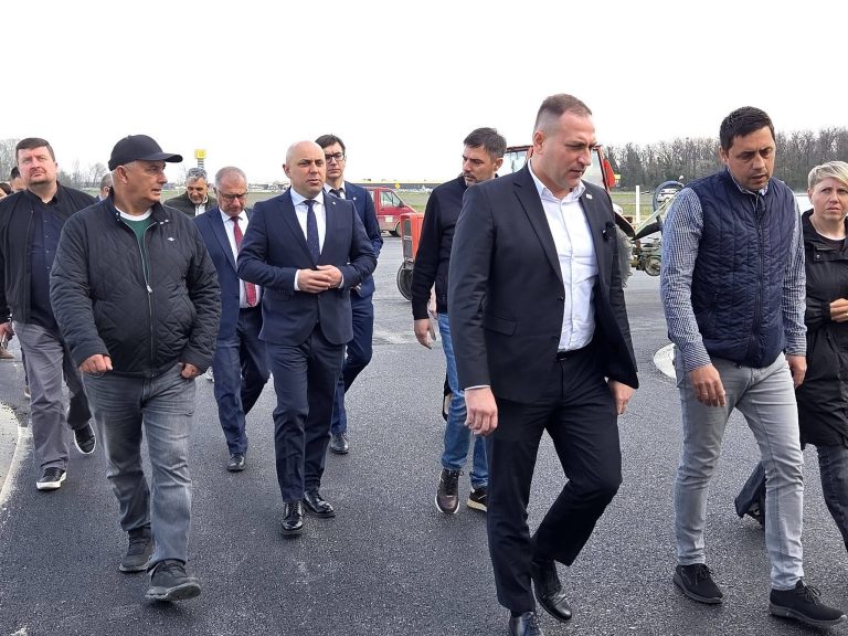 Ministar Vlajčić obišao LDC-a Vinkovci največu hladnjaču u Hrvatskoj