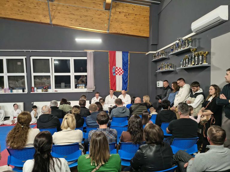 Karate klub Vinkovci održao izbornu Skupštinu i polaganje za viša zvanja
