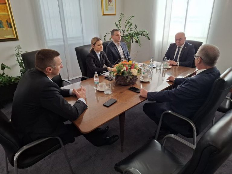 Vukovar: Sredstva za izgradnju nove ekonomske škole prenamjenjuju se za potrebe dogradnje doma za starije i nemoćne osobe