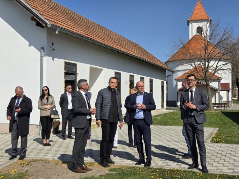 Polaganjem vremenske kapsule otvoreno gradilište prve školske dvorane u Ilači