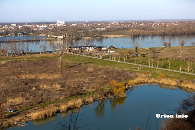 Jedan čamac ukraden na rijeci Dunav, a drugi iz pomoćnih prostorija zgrade
