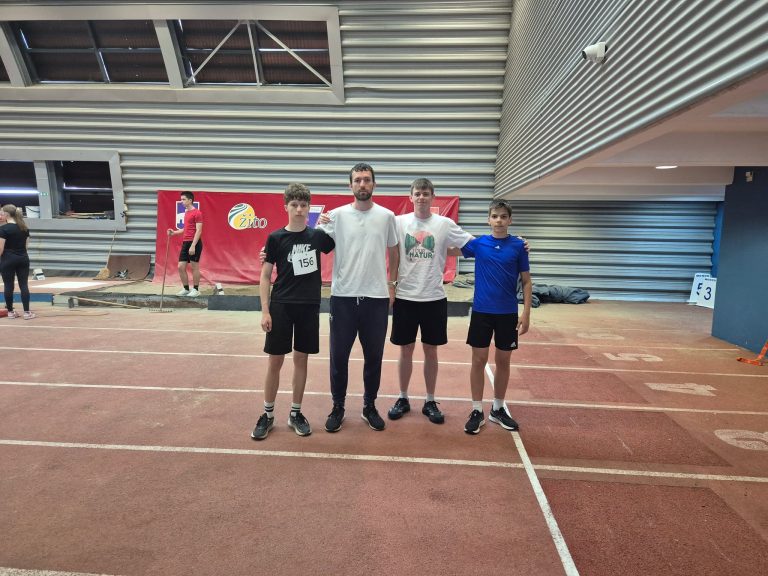 Č𝗹𝗮𝗻𝗼𝘃𝗶 𝗔𝗞 𝗔𝘂𝗿𝗲𝗹𝗶𝗮 𝗩𝗶𝗻𝗸𝗼𝘃𝗰𝗶 𝗻𝗮 𝗺𝗶𝘁𝗶𝗻𝗴𝘂 𝘂 𝗢𝘀𝗶𝗷𝗲𝗸𝘂 𝗽𝗼𝘀𝘁𝗮𝘃𝗶𝗹𝗶 𝗻𝗼𝘃𝗲 𝗼𝘀𝗼𝗯𝗻𝗲 𝗿𝗲𝗸𝗼𝗿𝗱𝗲