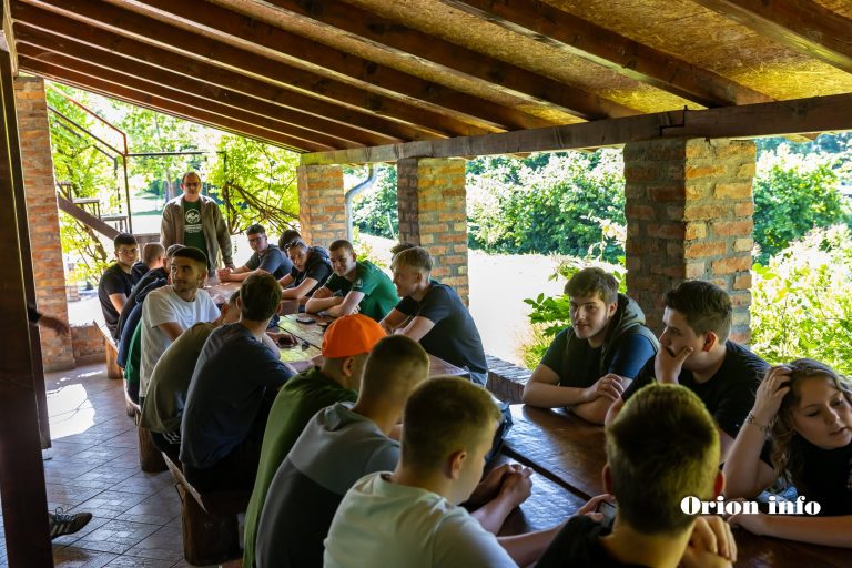 Lovačko društvo „Jelen“ Cerna posjetili učenici Poljoprivredno-šumarske škole Vinkovci