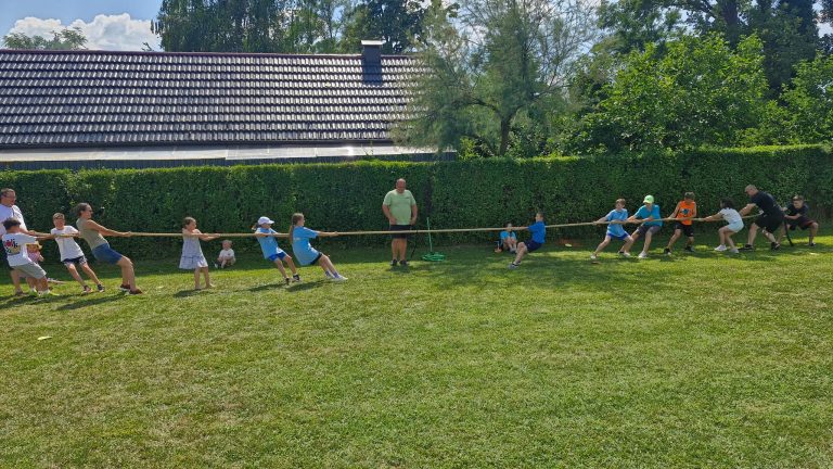 Stolnoteniski klub Cibalia proslavio 17. rođendan velikim obiteljskim druženjem na Novoj Brani