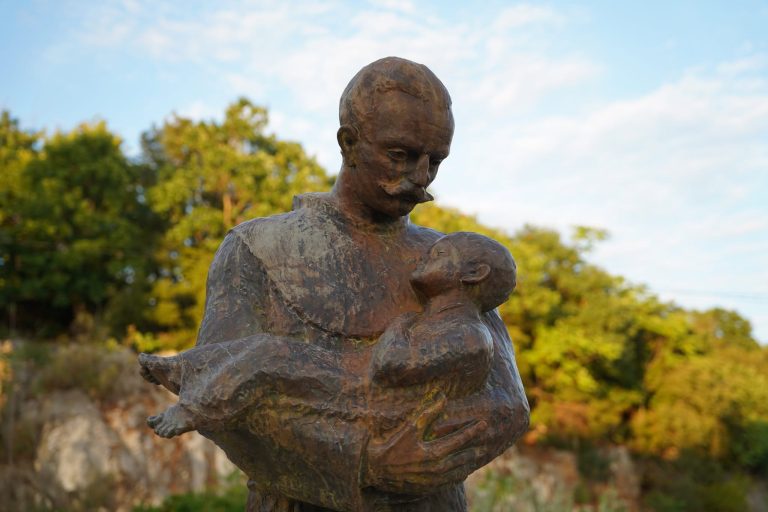 Fra Didak Buntić ponovno spaja Hercegovinu i Slavoniju