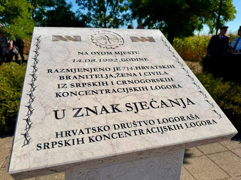 Bosančić u Nemetinu odao počast hrvatskim zatočenicima: „Danas slave svoj drugi rođendan“