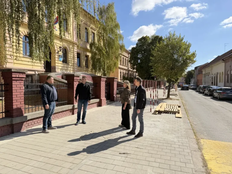 Nakon radnog ljeta slijedi još aktivnija jesen – Vinkovci su veliko gradilište, radi se na brojnim lokacijama