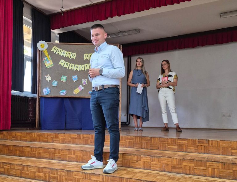 45 prvašića krenulo u novu školsku avanturu – Općina Cerna za školske potrepštine izdvojila više od 43 tisuće eura